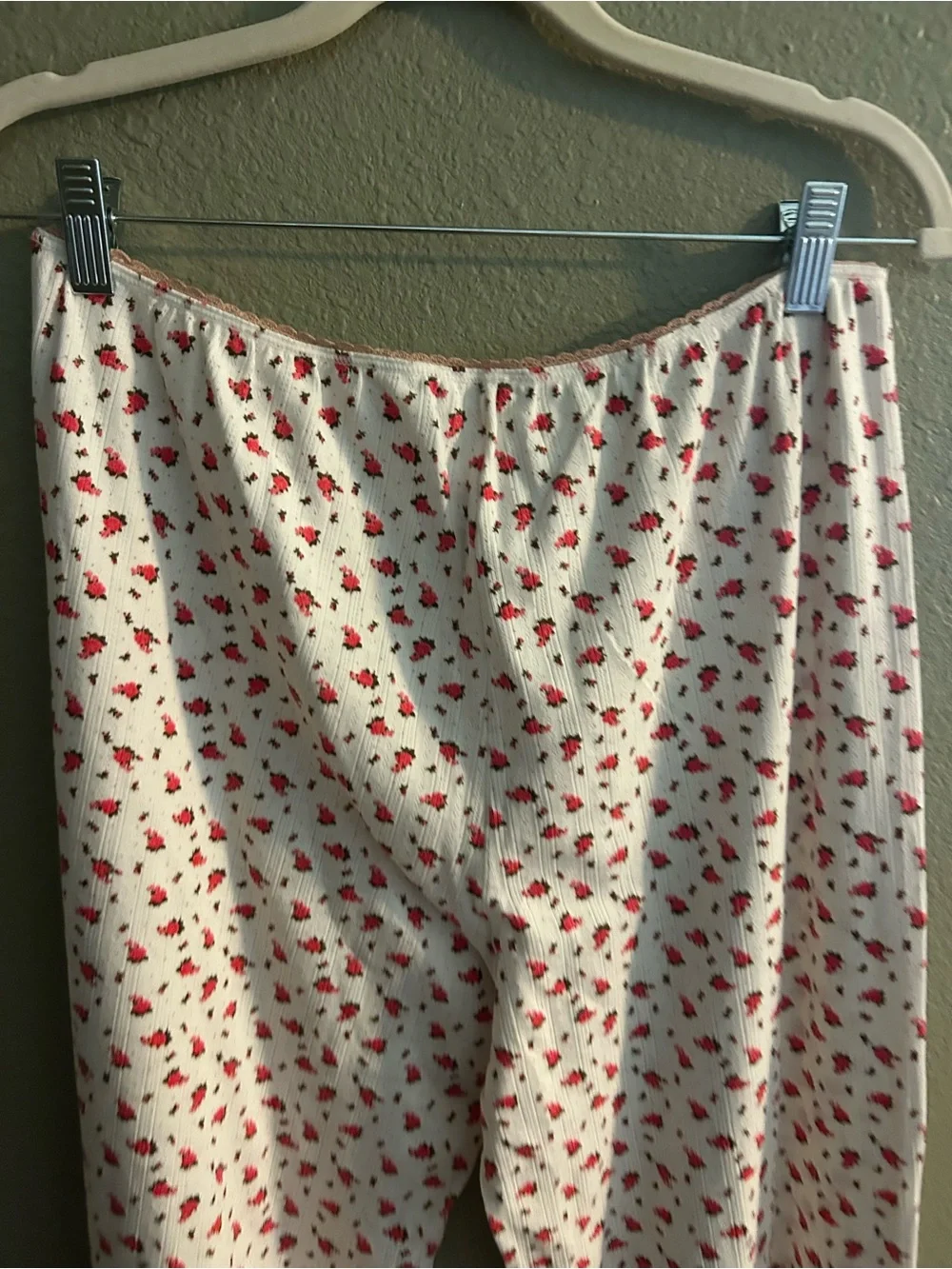 NWOT Free People Ivory Ribbed Floral V-Neck Crop Tank Top and pants pajama set